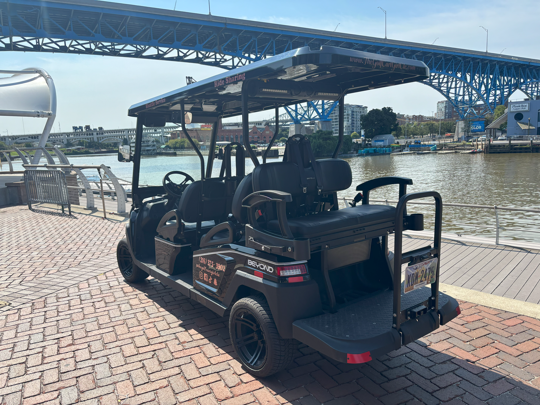Luxury golf cart 5 in Cleveland