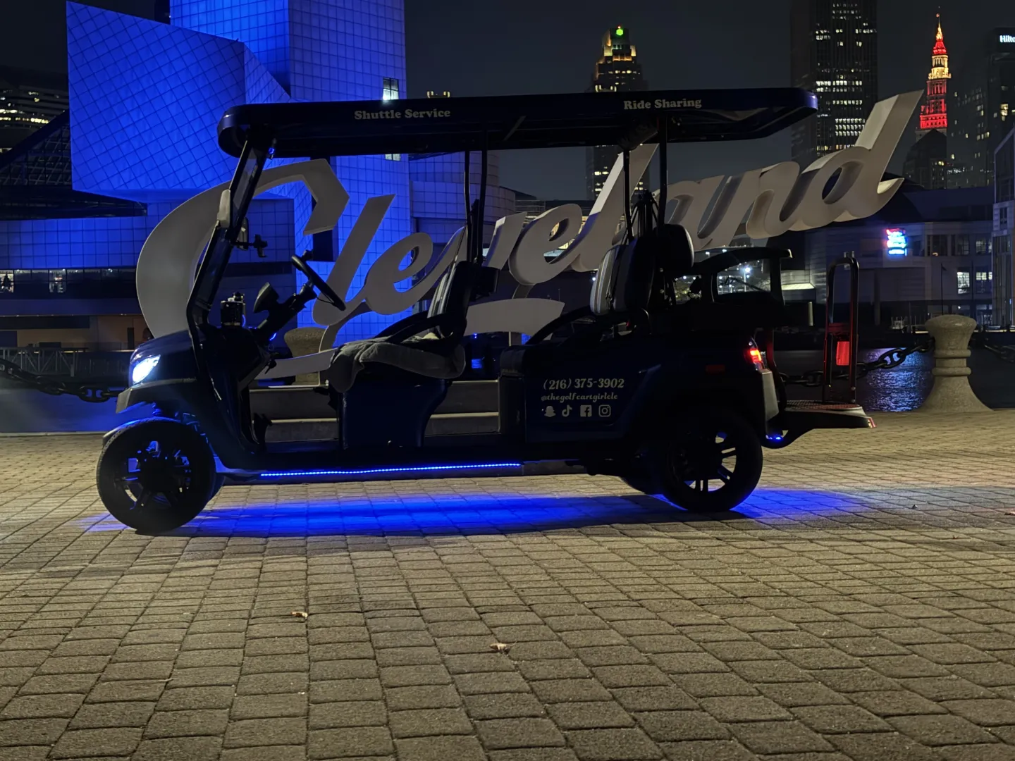 Luxury golf cart 12 in Cleveland