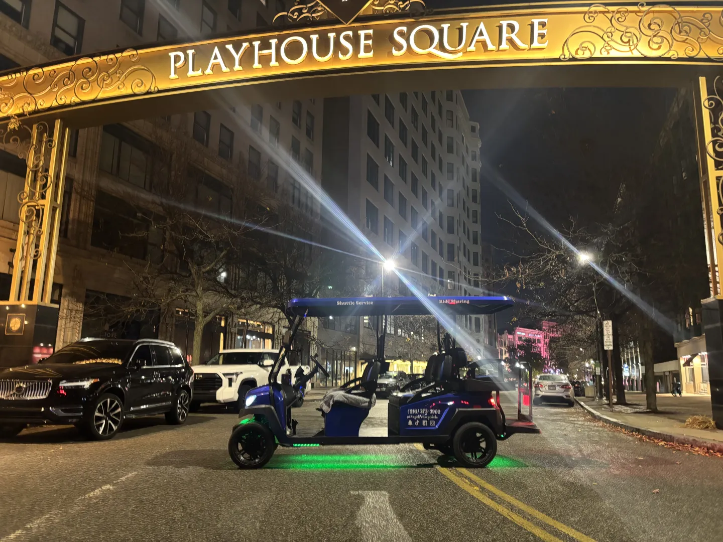 Luxury golf cart 25 in Cleveland
