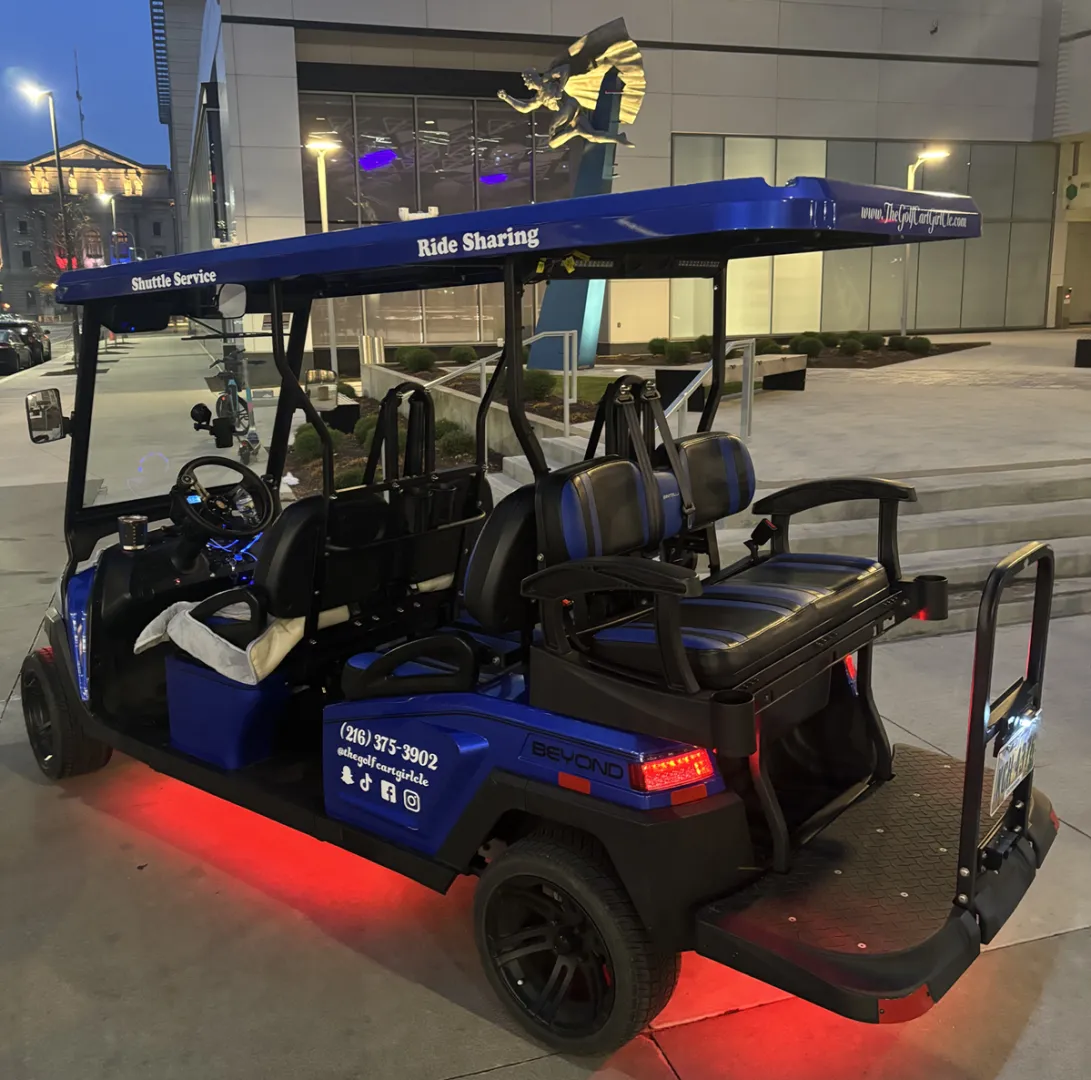 Luxury golf cart 4 in Cleveland