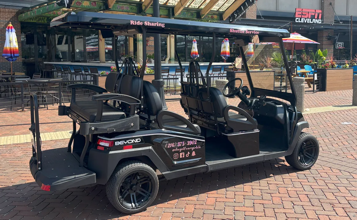 Luxury golf cart 15 in Cleveland