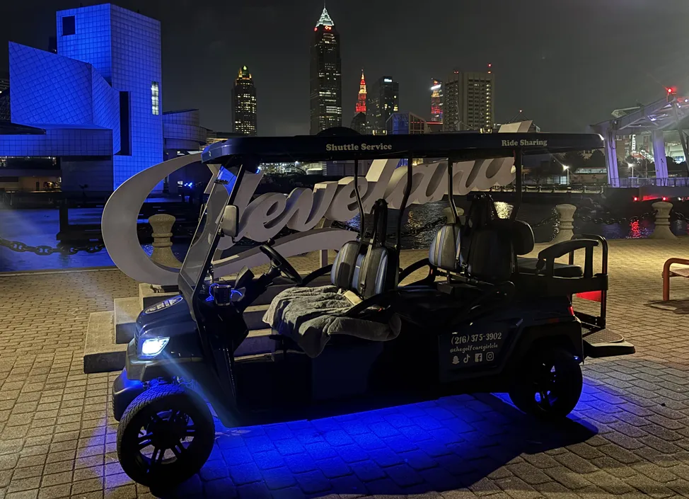 Luxury golf cart 19 in Cleveland