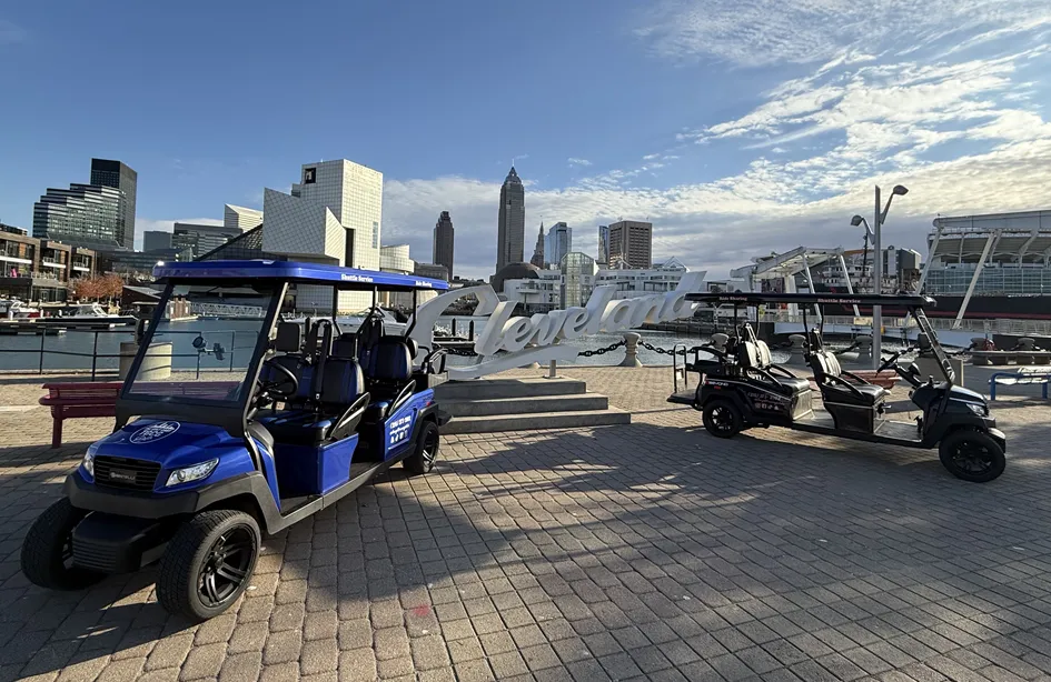 Luxury golf cart 26 in Cleveland