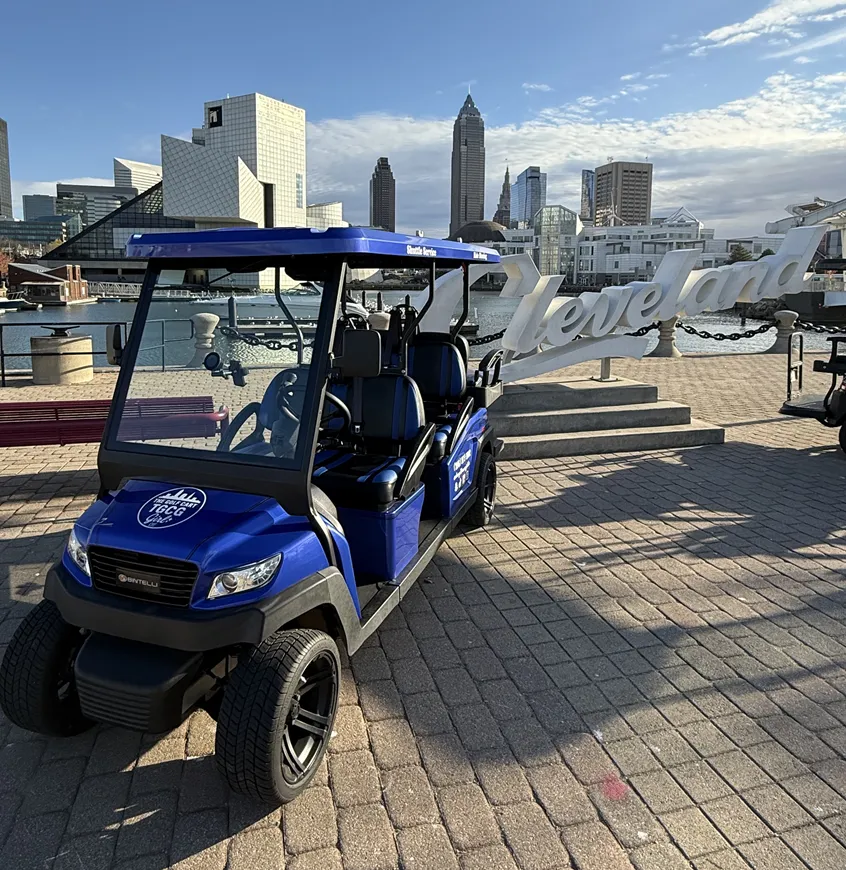 Luxury golf cart 27 in Cleveland