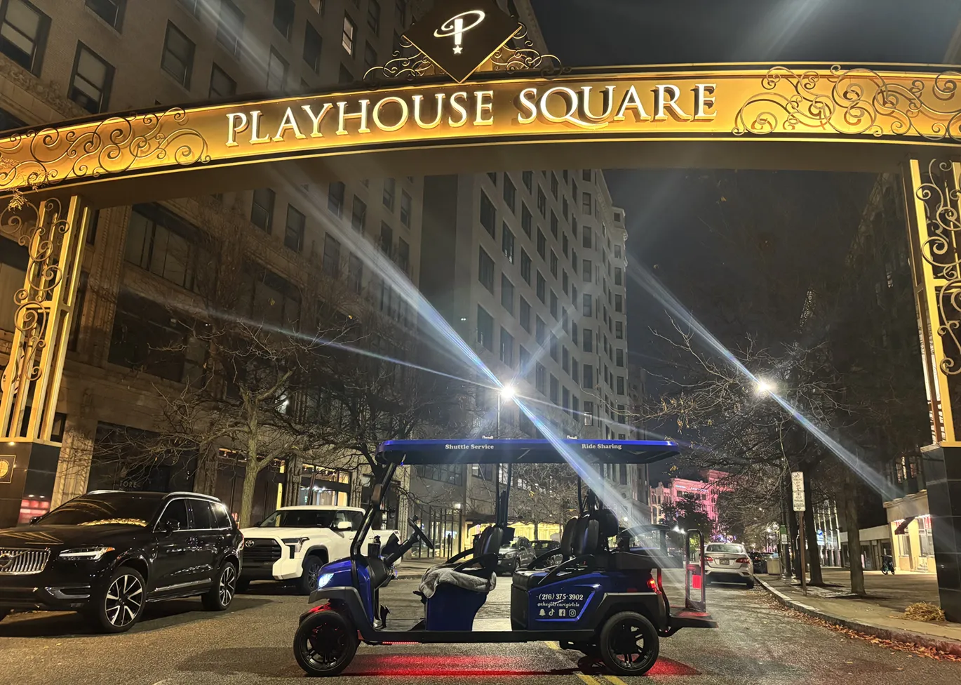 Luxury golf cart 35 in Cleveland